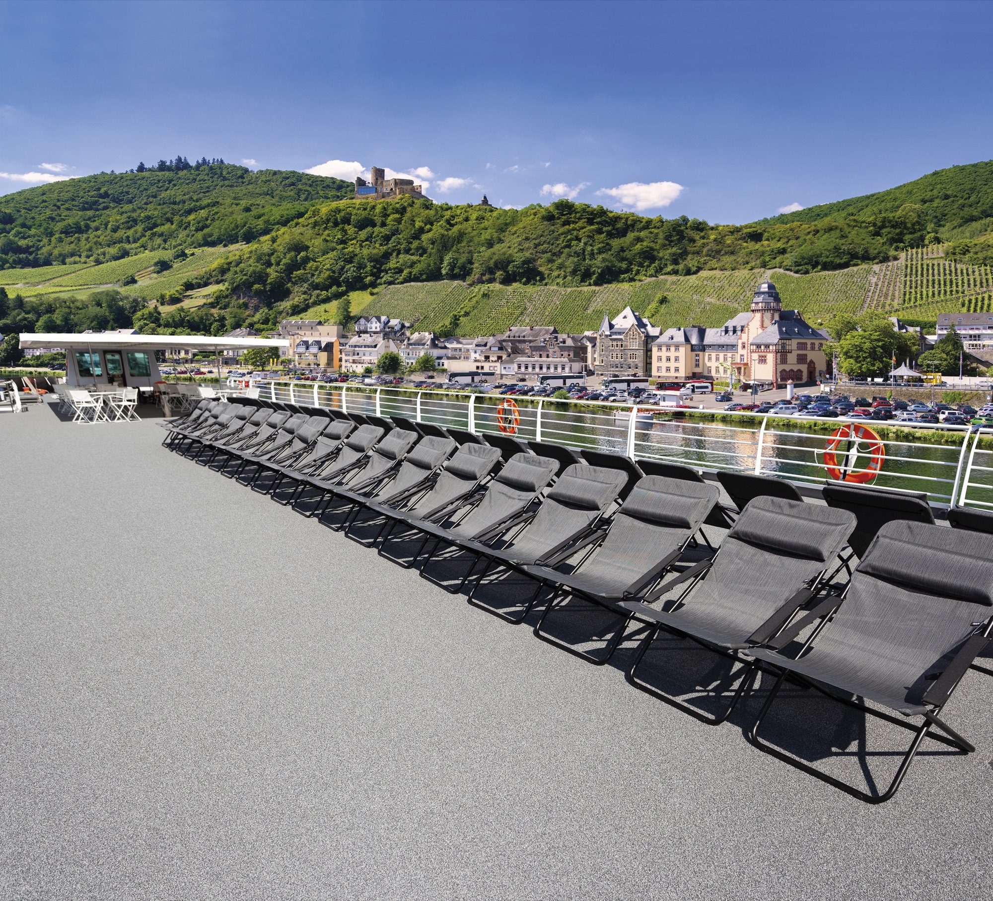 CroisiEurope MS Victor Hugo Sun Deck.jpg